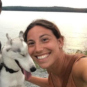 Meet your Posher, Casey